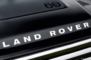 Land Rover Defender SVX