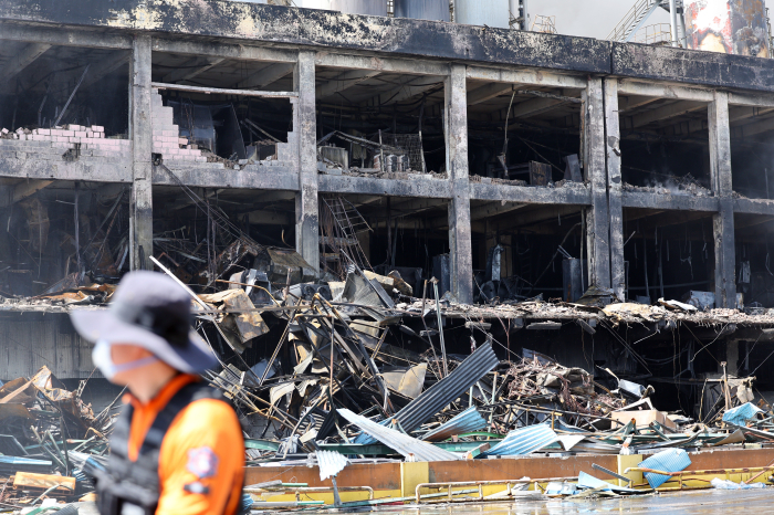 Kumho Tire shuts Gwangju plant after fire, derailing record sales run