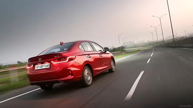 Honda City Hybrid eHEV Right Rear Three Quarter