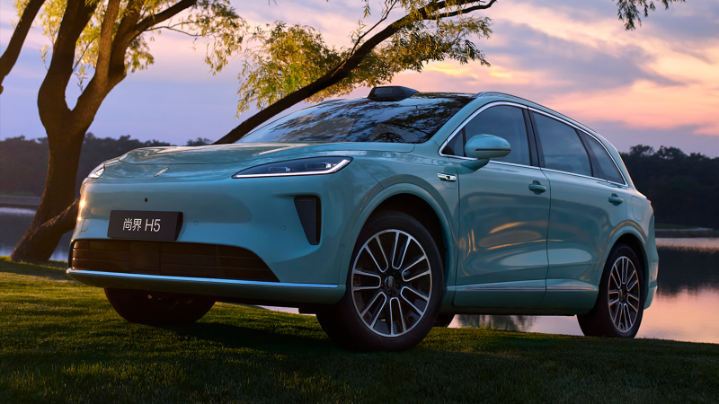 Shangjie H5 Revealed as Huawei-SAIC Brand’s First Car