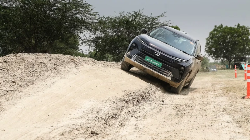 Tata Harrier EV Left Front Three Quarter