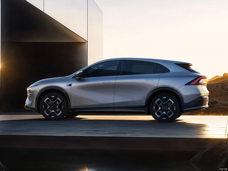 XPeng Shares Official Images of New G7 SUV