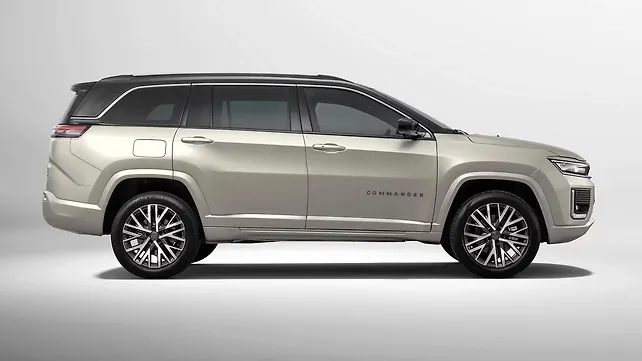 Jeep Meridian Right Side View