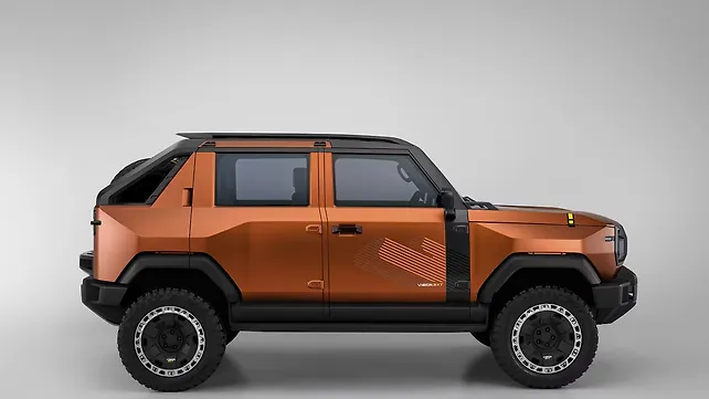 Mahindra SXT Right Side View