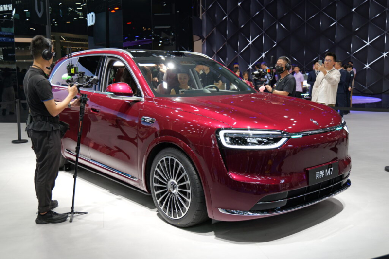AITO M7 Launched – 100,000 Orders in One Hour