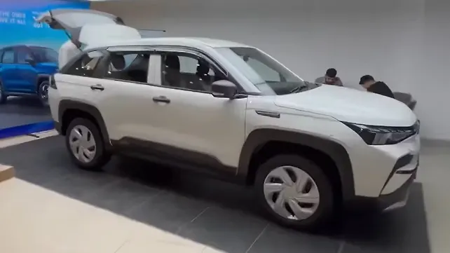 Maruti Suzuki Victoris Right Front Three Quarter