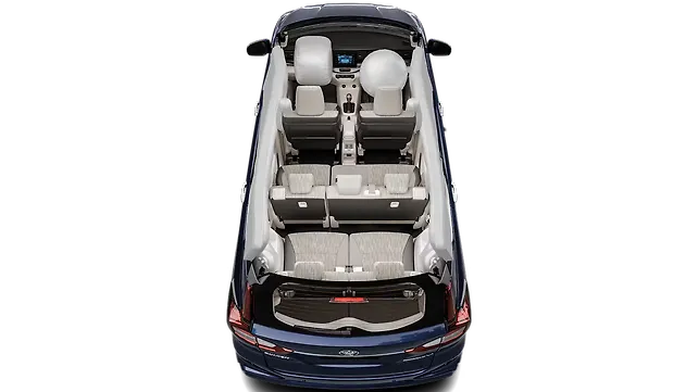 Toyota Rumion Front Row Seats