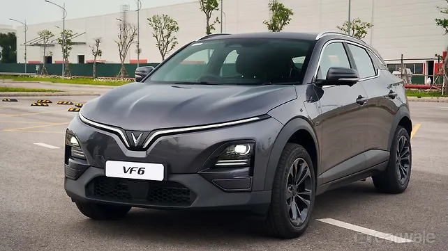 VinFast VF6 Left Front Three Quarter