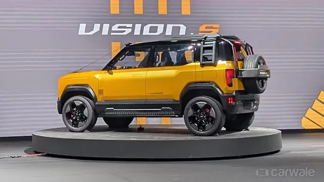 Mahindra Vision S Left Rear Three Quarter