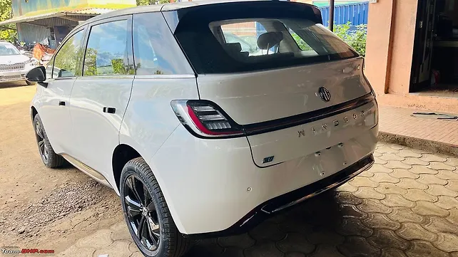 MG Windsor EV Left Rear Three Quarter