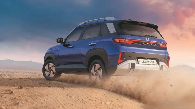 Hyundai New Venue 2025 Left Rear Three Quarter