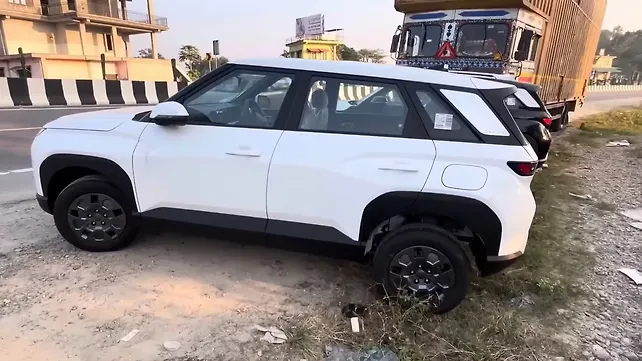 Hyundai New Venue 2025 Left Side View